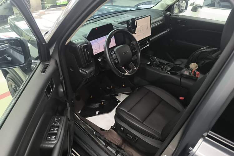 Used Haval Raptor New Energy 2024 Hi4 145 Pro Driver Seat
