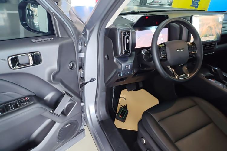 Used Haval Raptor New Energy 2024 Hi4 102 Pro Driver Seat