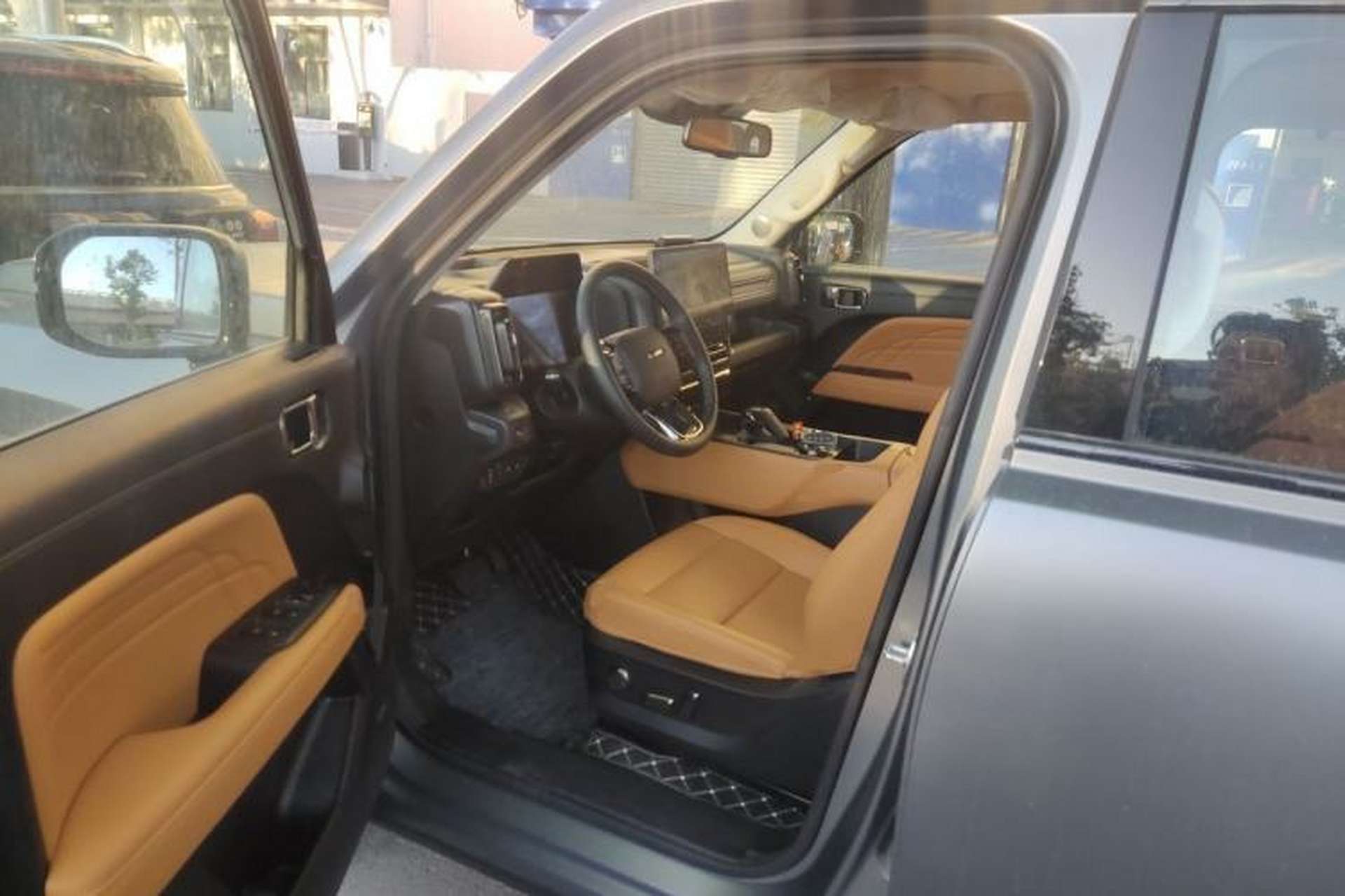 Used Haval Raptor New Energy 2024 Hi4 145 Cross-Over Edition Driver Seat