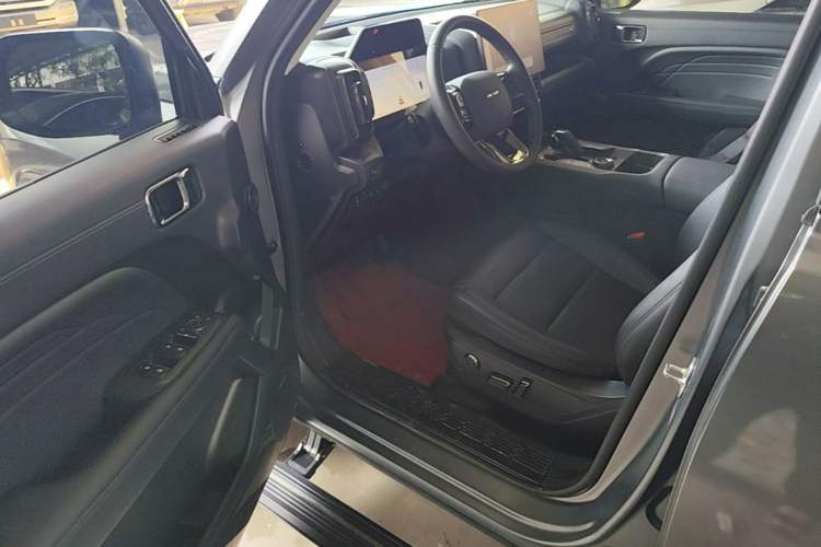 Used Haval Raptor New Energy 2024 Hi4 145 Cross-Over Edition Driver Seat