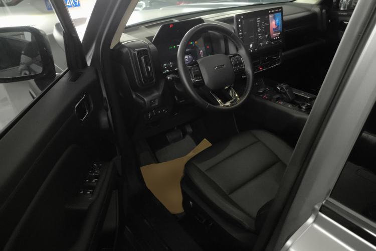 Used Haval Raptor New Energy 2024 Hi4 102 Pro Driver Seat