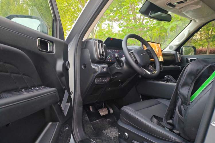 Used Haval Raptor New Energy 2024 Hi4 145 Cross-Over Edition Driver Seat