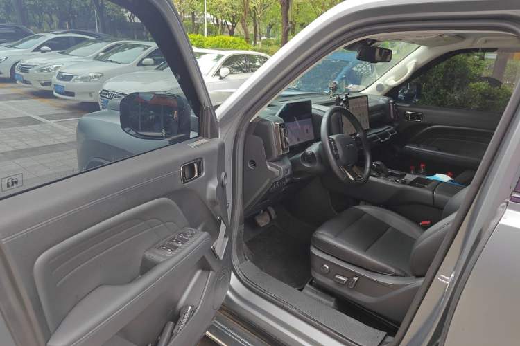 Used Haval Raptor New Energy 2024 Hi4 145 Cross-Over Edition Driver Seat