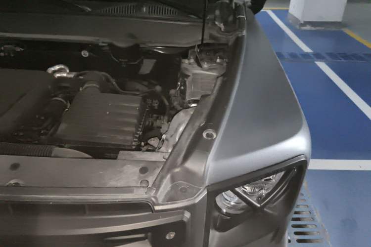 Used Haval Raptor New Energy 2024 Hi4 145 Cross-Over Edition Engine Bay Left