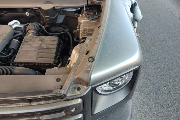 Used Haval Raptor New Energy 2024 Hi4 145 Cross-Over Edition Engine Bay Left