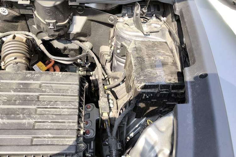 Used Haval Raptor New Energy 2024 Hi4 145 Cross-Over Edition Engine Bay Left