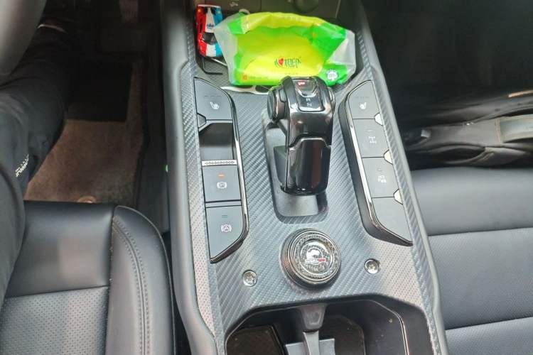 Used Haval Raptor New Energy 2024 Hi4 145 Cross-Over Edition Gear Lever