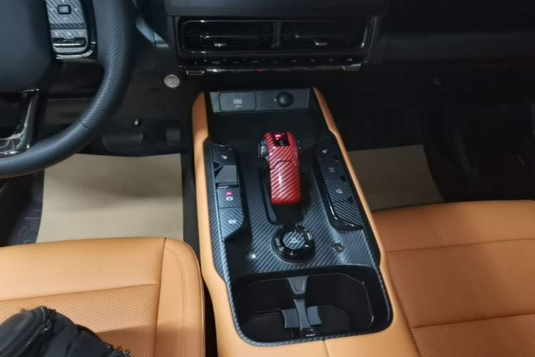 Used Haval Raptor New Energy 2024 Hi4 145 Cross-Over Edition Gear Lever