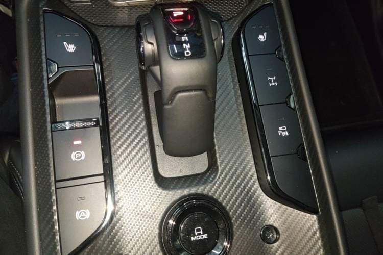 Used Haval Raptor New Energy 2024 Hi4 145 Cross-Over Edition Gear Lever