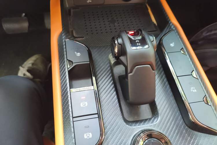 Used Haval Raptor New Energy 2024 Hi4 145 Pro Gear Lever