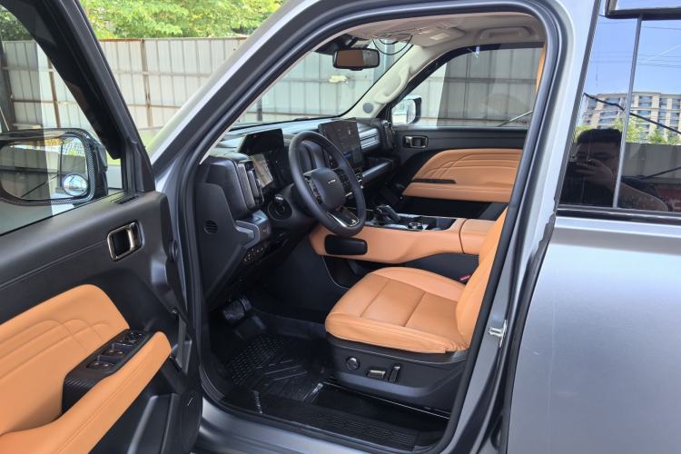 Used Haval Raptor New Energy 2024 Hi4 145 Cross-Over Edition Interior 1