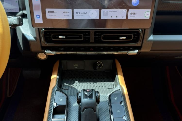Used Haval Raptor New Energy 2024 Hi4 145 Cross-Over Edition Interior 6