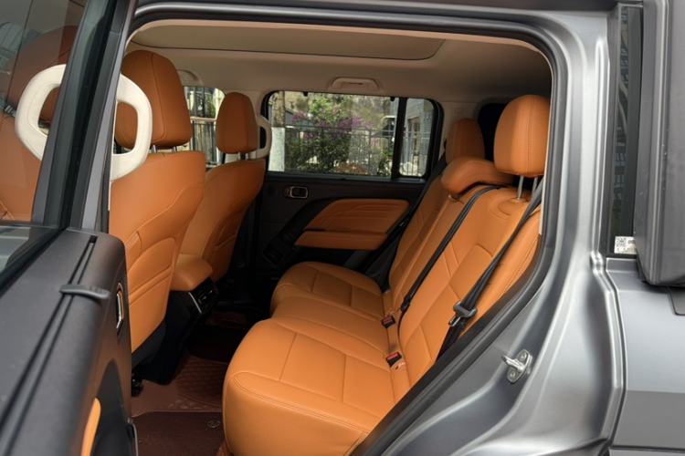 Used Haval Raptor New Energy 2024 Hi4 145 Cross-Over Edition Interior 7