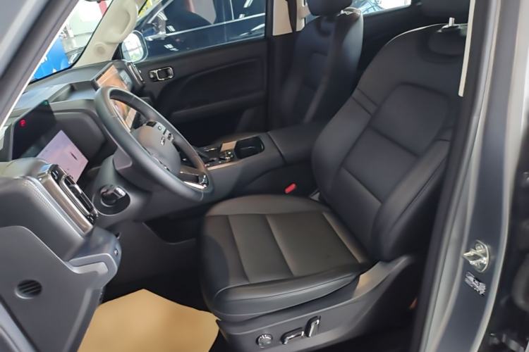 Used Haval Raptor New Energy 2024 Hi4 102 Pro Left Front Seat