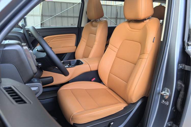 Used Haval Raptor New Energy 2024 Hi4 145 Cross-Over Edition Left Front Seat