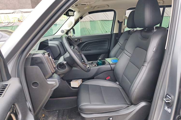 Used Haval Raptor New Energy 2024 Hi4 145 Cross-Over Edition Left Front Seat
