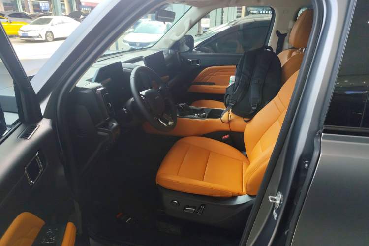 Used Haval Raptor New Energy 2024 Hi4 145 Pro Left Front Seat