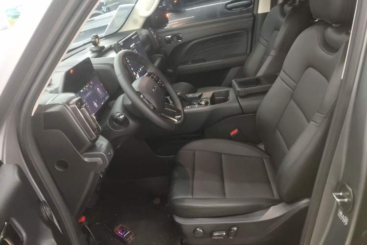 Used Haval Raptor New Energy 2024 Hi4 145 Pro Left Front Seat