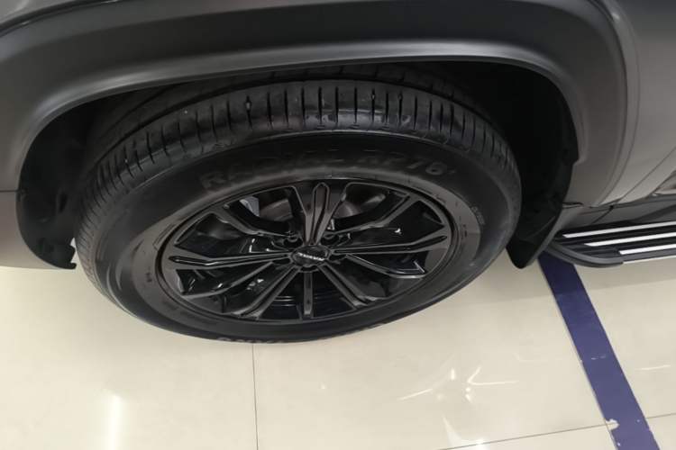 Used Haval Raptor New Energy 2024 Hi4 145 Pro Left Front Wheel Hub