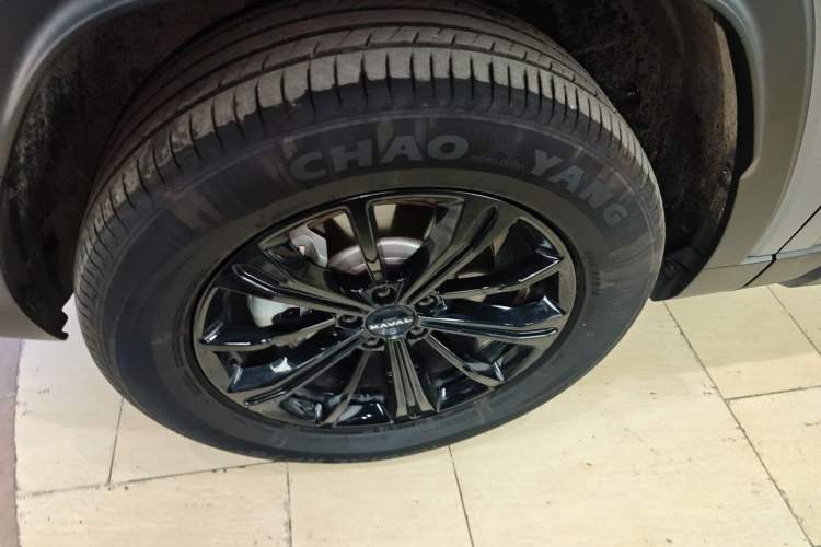 Used Haval Raptor New Energy 2024 Hi4 102 Pro Left Front Wheel Hub