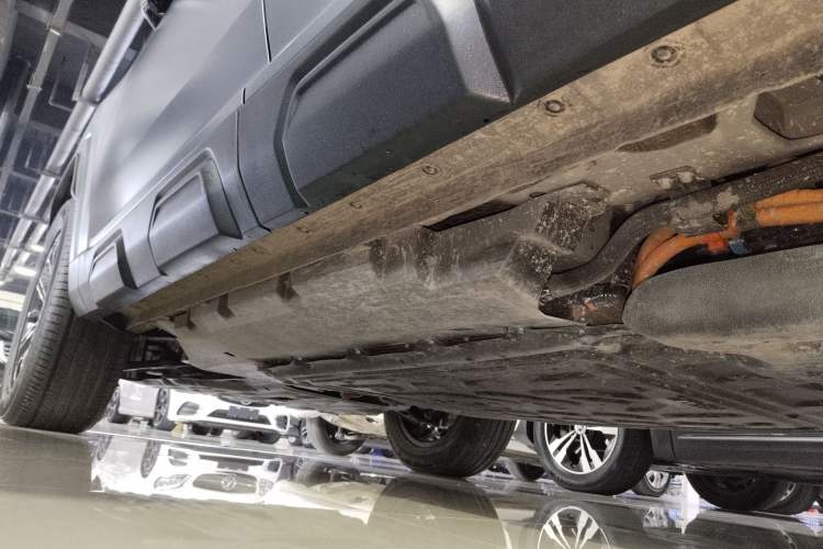 Used Haval Raptor New Energy 2024 Hi4 145 Pro Left Side Sill