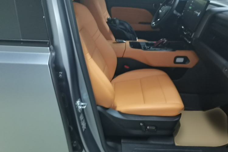 Used Haval Raptor New Energy 2024 Hi4 145 Cross-Over Edition Right Front Seat