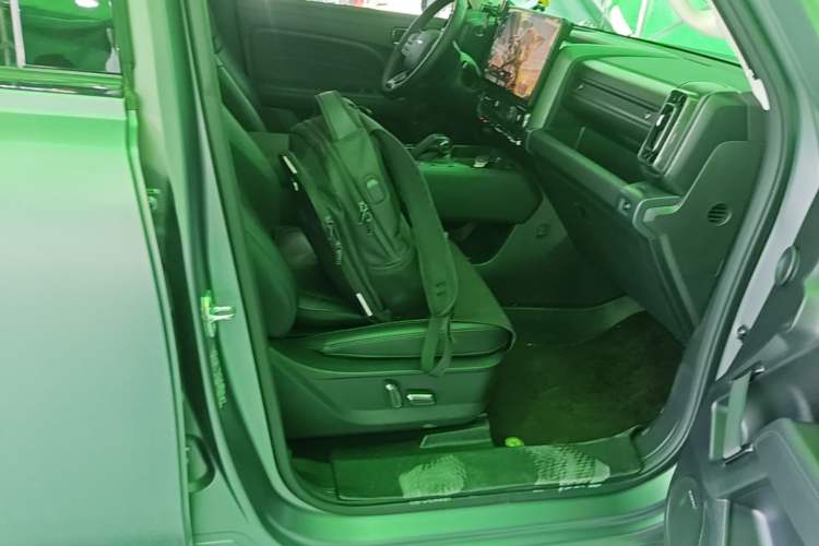 Used Haval Raptor New Energy 2024 Hi4 145 Pro Right Front Seat