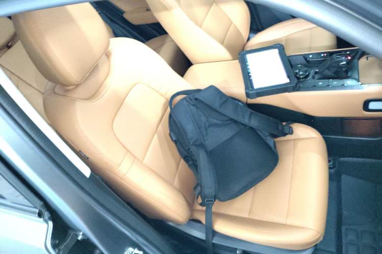 Used Haval Raptor New Energy 2024 Hi4 145 Cross-Over Edition Right Front Seat