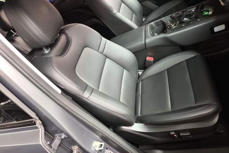 Used Haval Raptor New Energy 2024 Hi4 145 Cross-Over Edition Right Front Seat