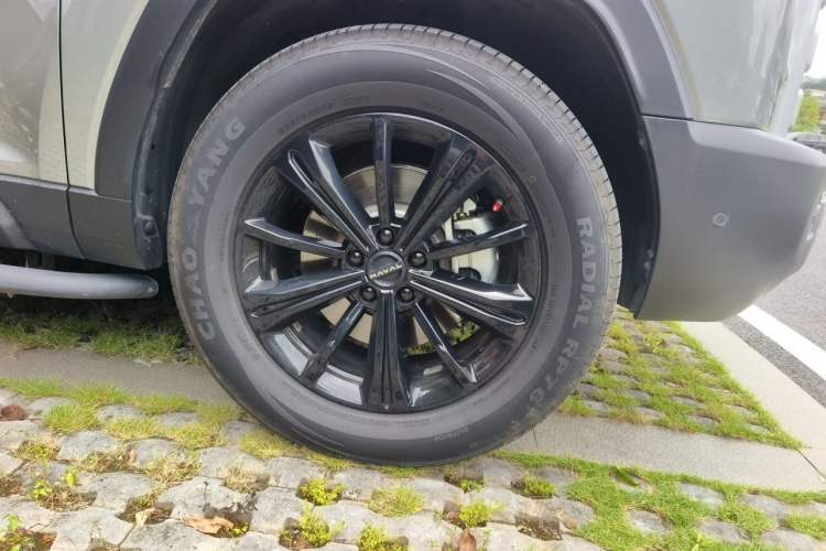 Used Haval Raptor New Energy 2024 Hi4 145 Cross-Over Edition Right Front Wheel Hub