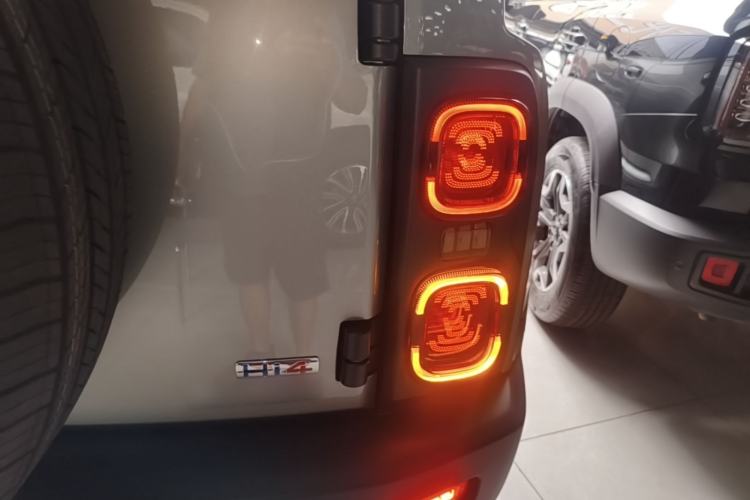Used Haval Raptor New Energy 2024 Hi4 145 Cross-Over Edition Right Rear Taillight