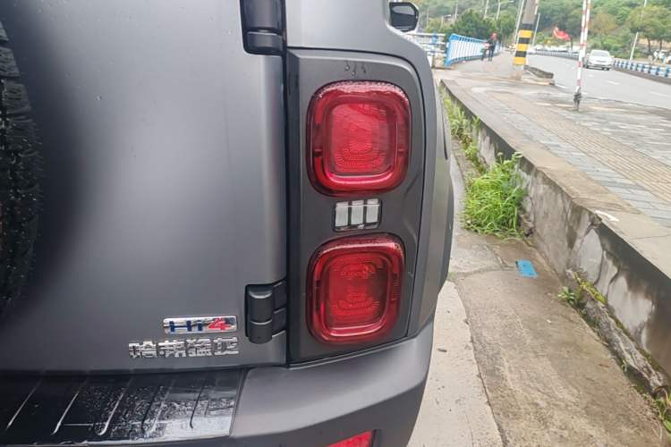 Used Haval Raptor New Energy 2024 Hi4 145 Cross-Over Edition Right Rear Taillight