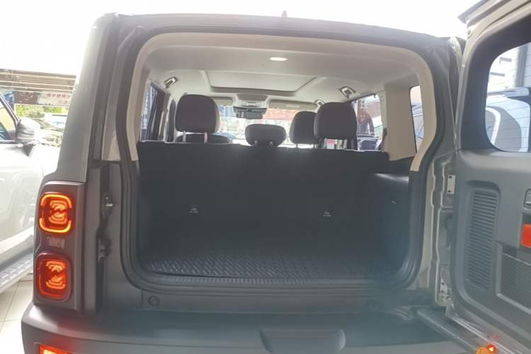 Used Haval Raptor New Energy 2024 Hi4 145 Cross-Over Edition Trunk