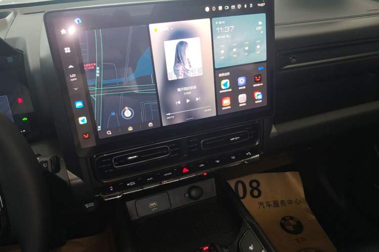 Used Haval Raptor New Energy 2024 Hi4 145 Cross-Over Edition Audio And AC Panel