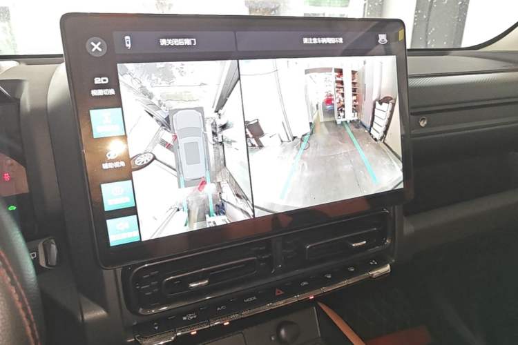 Used Haval Raptor New Energy 2024 Hi4 145 Cross-Over Edition Audio And AC Panel