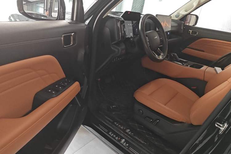 Used Haval Raptor New Energy 2024 Hi4 145 Cross-Over Edition Driver Seat
