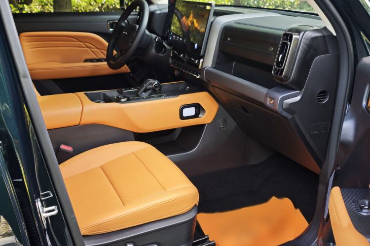 Used Haval Raptor New Energy 2024 Hi4 145 Cross-Over Edition Interior 4