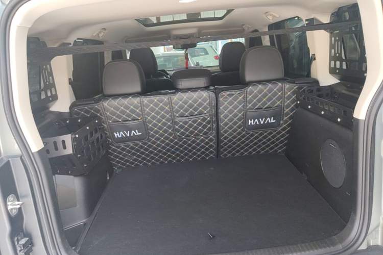 Used Haval Raptor New Energy 2024 Hi4 145 Cross-Over Edition Trunk