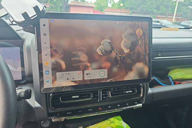 Used Haval Raptor New Energy 2024 Hi4 145 Cross-Over Edition Audio And AC Panel
