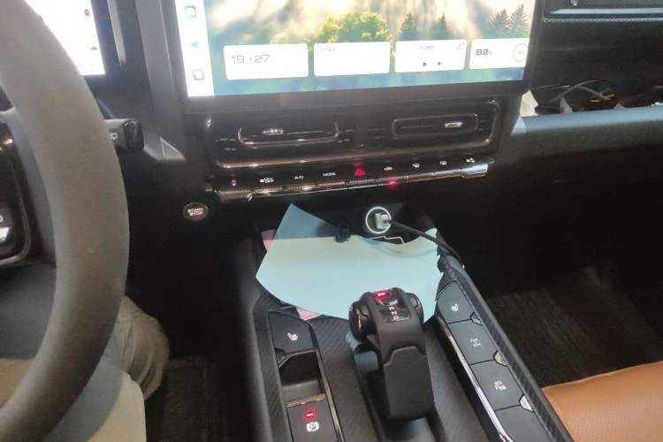 Used Haval Raptor New Energy 2024 Hi4 145 Cross-Over Edition Audio And AC Panel