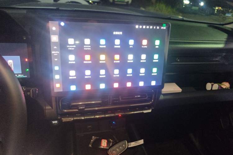 Used Haval Raptor New Energy 2024 Hi4 145 Pro Audio And AC Panel