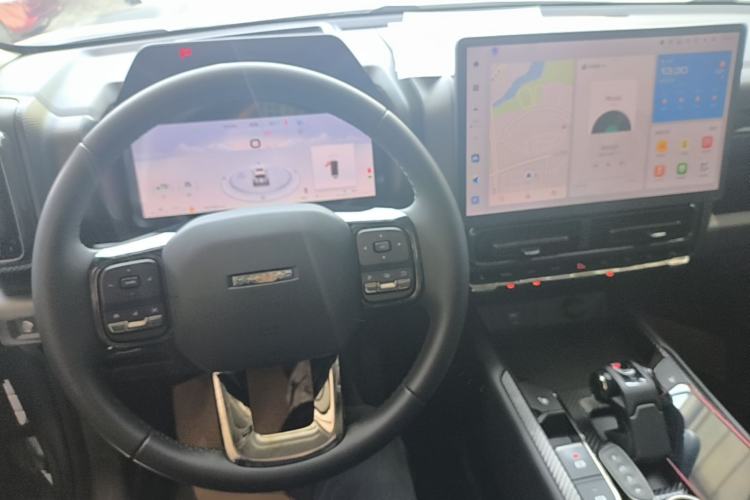 Used Haval Raptor New Energy 2024 Hi4 102 Pro Center Console