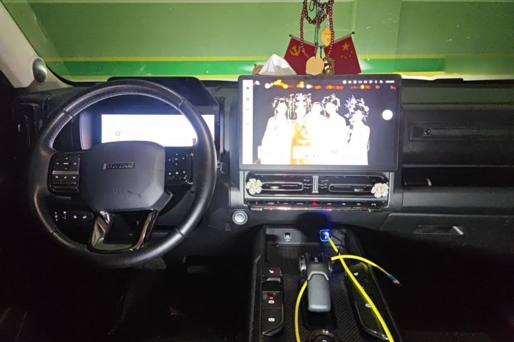 Used Haval Raptor New Energy 2024 Hi4 145 Cross-Over Edition Center Console