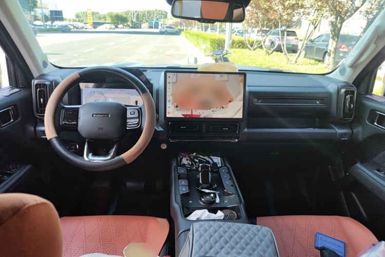 Used Haval Raptor New Energy 2024 Hi4 145 Cross-Over Edition Center Console