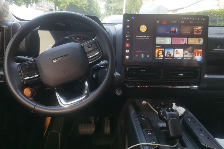 Used Haval Raptor New Energy 2024 Hi4 102 Pro Center Console