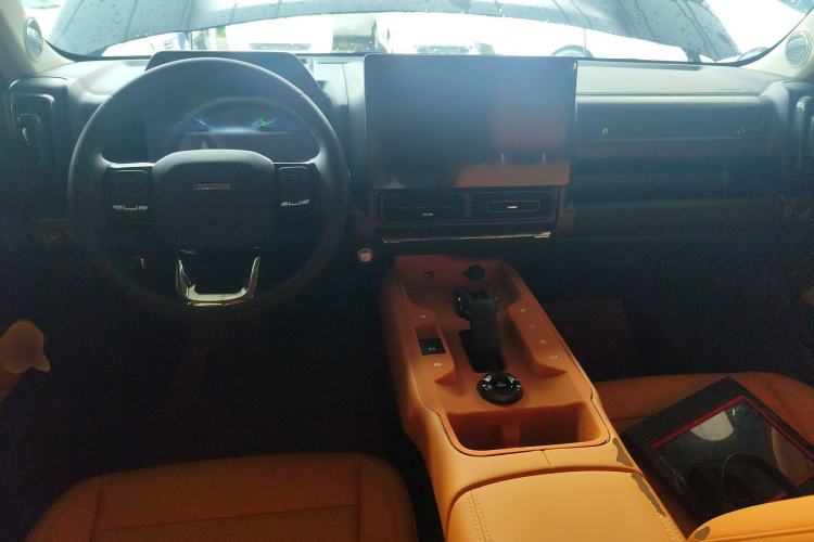 Used Haval Raptor New Energy 2024 Hi4 145 Cross-Over Edition Center Console