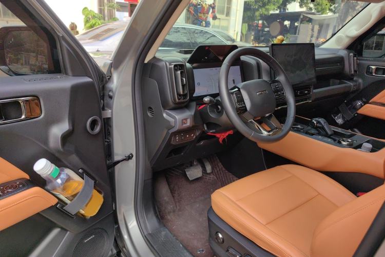 Used Haval Raptor New Energy 2024 Hi4 102 Pro Driver Seat