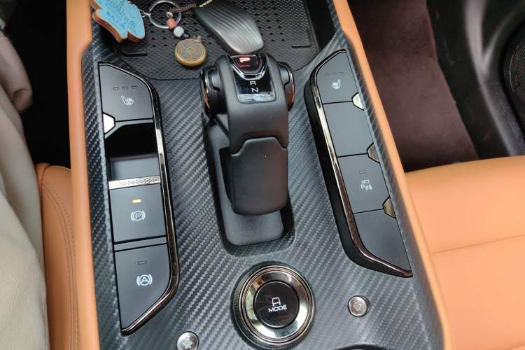 Used Haval Raptor New Energy 2024 Hi4 102 Pro Gear Lever