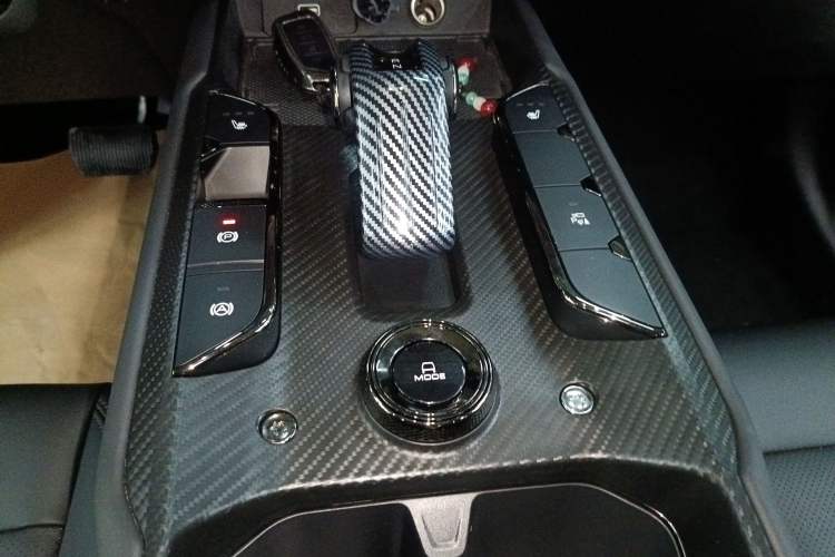 Used Haval Raptor New Energy 2024 Hi4 145 Pro Gear Lever