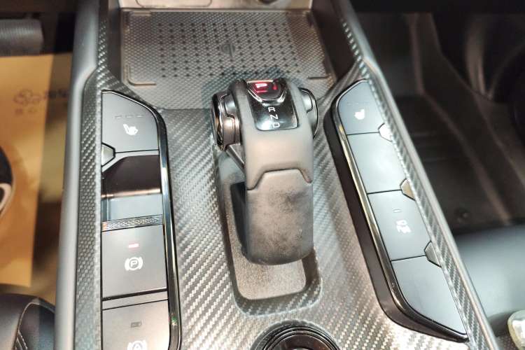 Used Haval Raptor New Energy 2024 Hi4 102 Pro Gear Lever